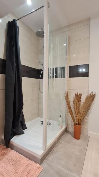 L'Echappee Belle Apartment Vienne  Bagian luar foto